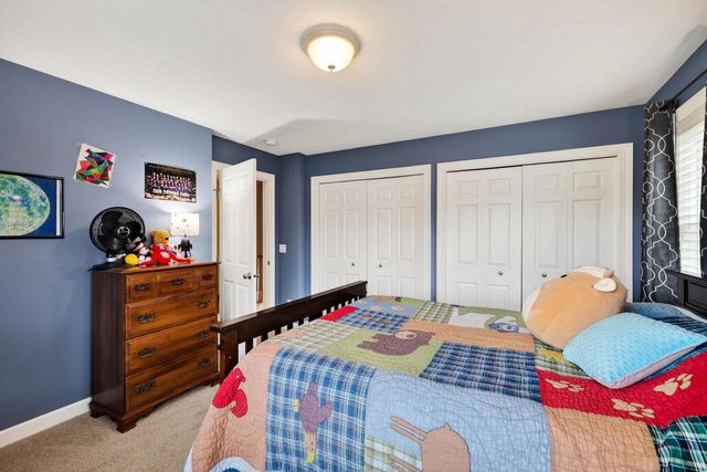 1500 Kentlands Court, Waunakee, WI 53597