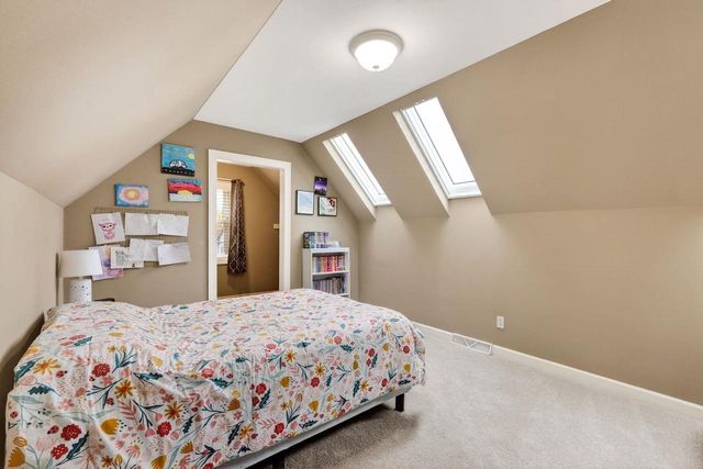 1500 Kentlands Court, Waunakee, WI 53597