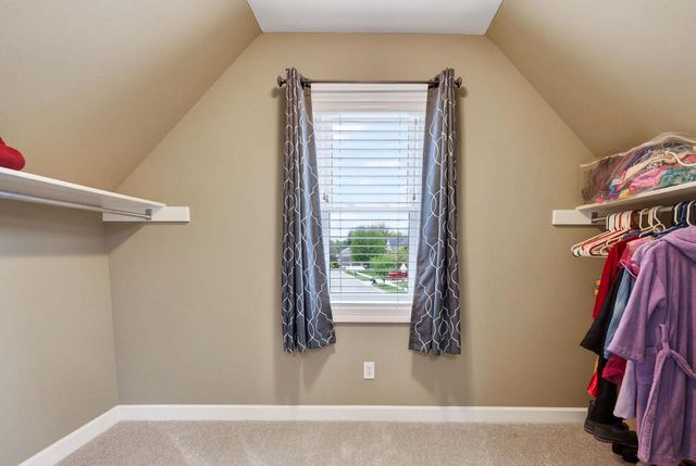 1500 Kentlands Court, Waunakee, WI 53597