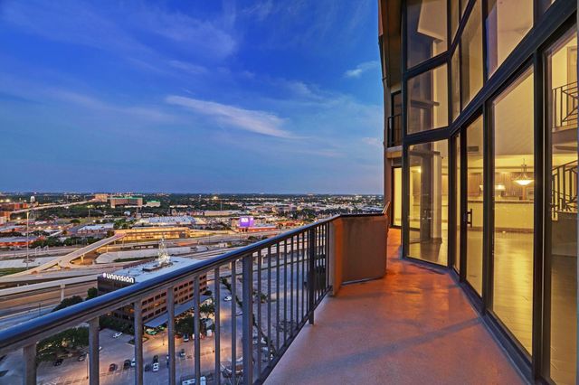 3350 Mccue Road 2404, Houston, TX 77056