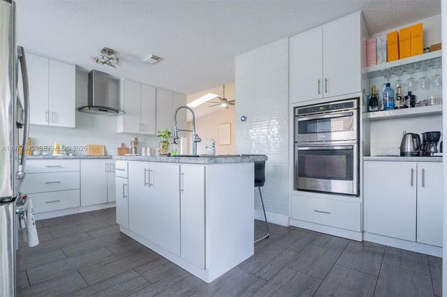 1662 N 14th Ter 0, Hollywood, FL 33020