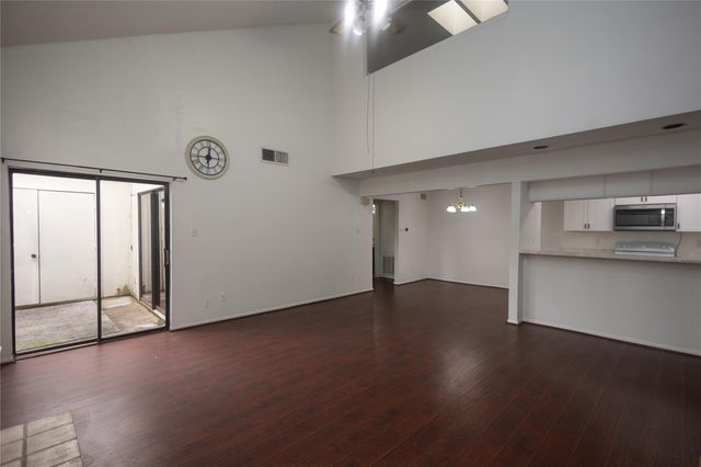 8100 Cambridge Street 89, Houston, TX 77054