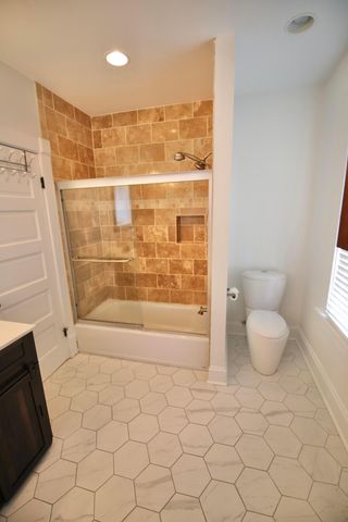 310 E Beck Street, Columbus, OH 43206