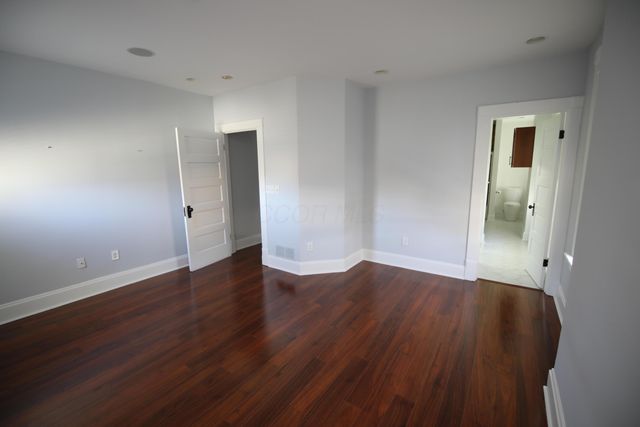 310 E Beck Street, Columbus, OH 43206