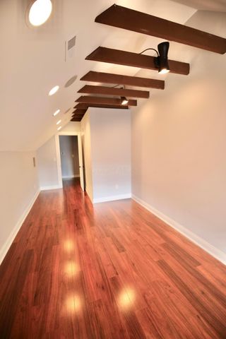 310 E Beck Street, Columbus, OH 43206