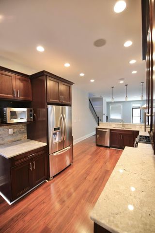 310 E Beck Street, Columbus, OH 43206