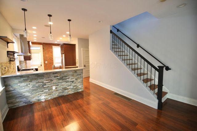 310 E Beck Street, Columbus, OH 43206