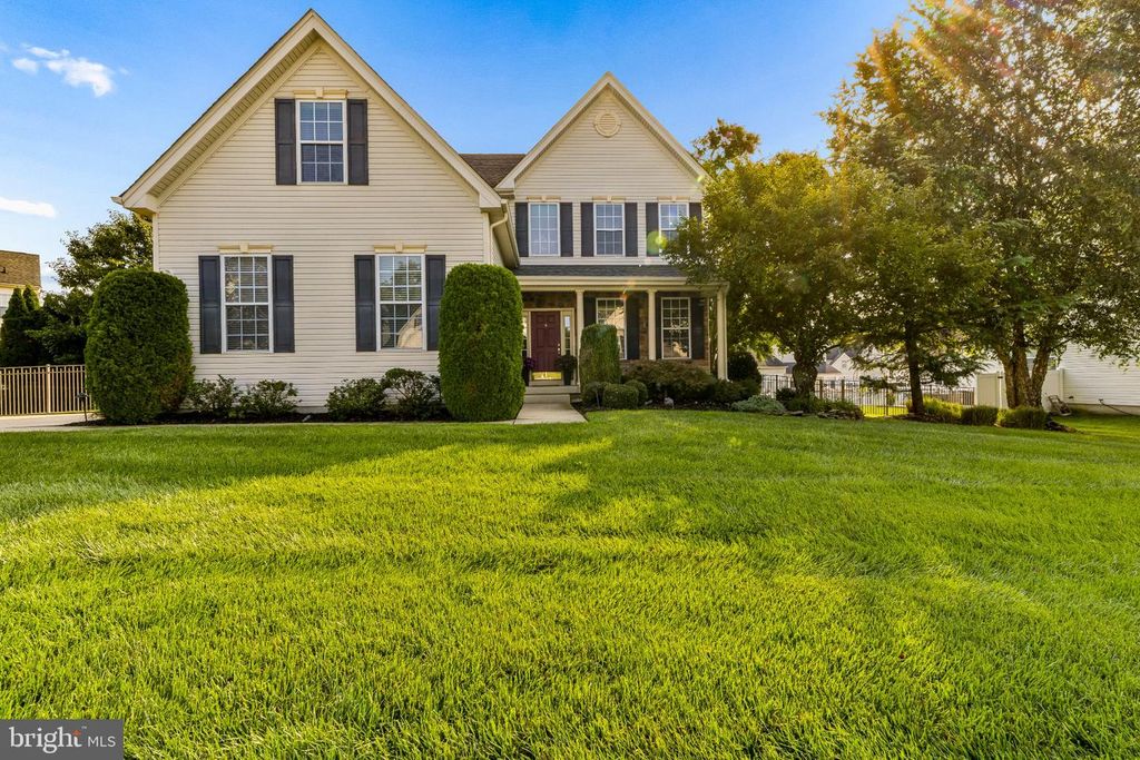308 WELLINGTON WAY, WOOLWICH TWP, NJ 08085 — exterior