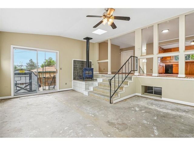 926 S Robb Way, Lakewood, CO 80226