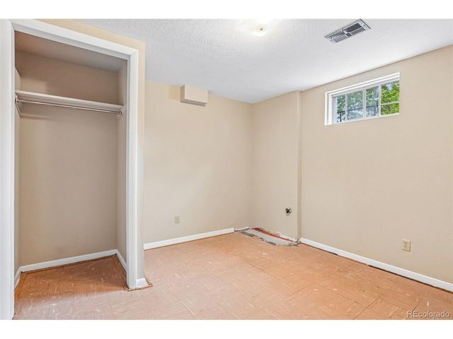 926 S Robb Way, Lakewood, CO 80226