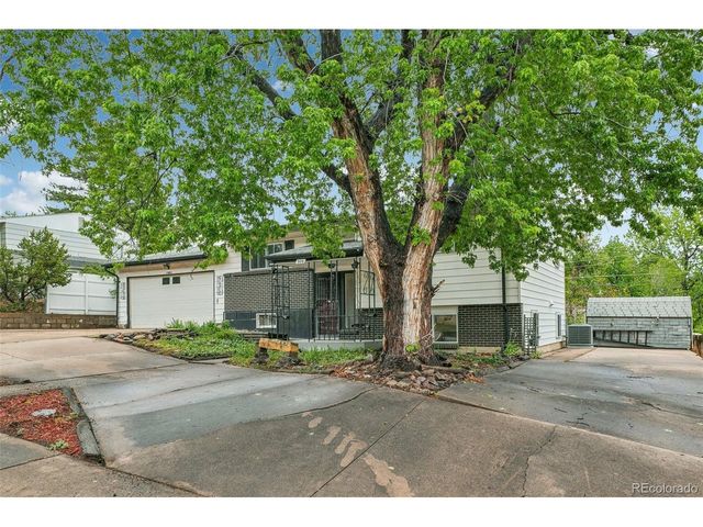 926 S Robb Way, Lakewood, CO 80226