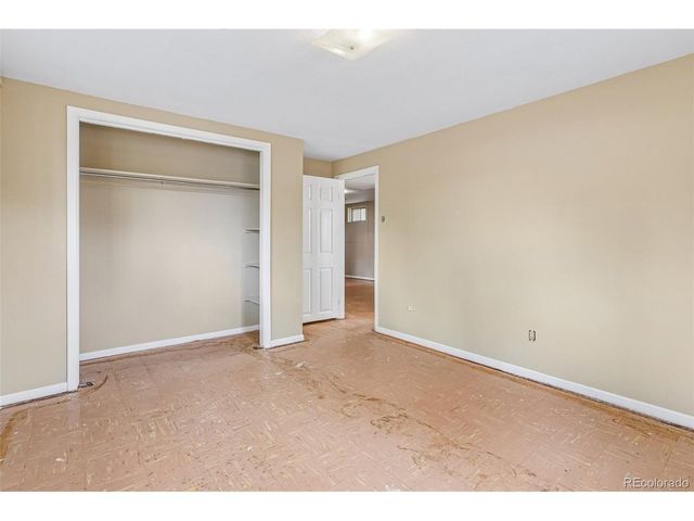 926 S Robb Way, Lakewood, CO 80226