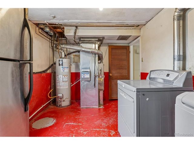 926 S Robb Way, Lakewood, CO 80226
