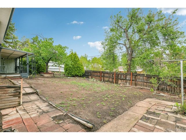 926 S Robb Way, Lakewood, CO 80226