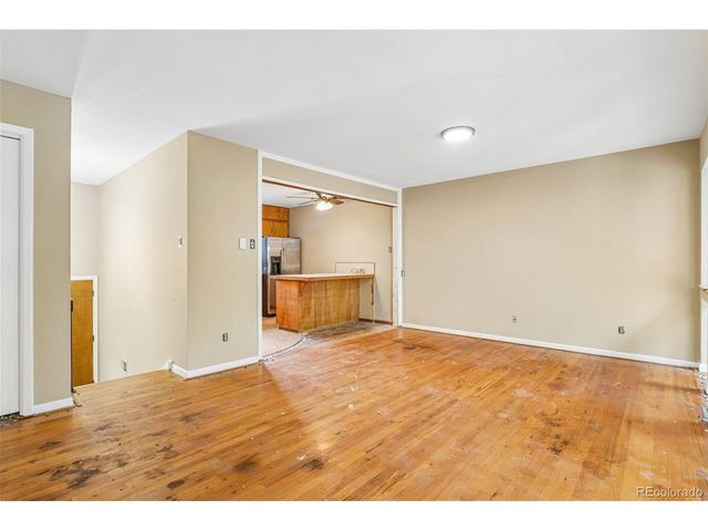 926 S Robb Way, Lakewood, CO 80226