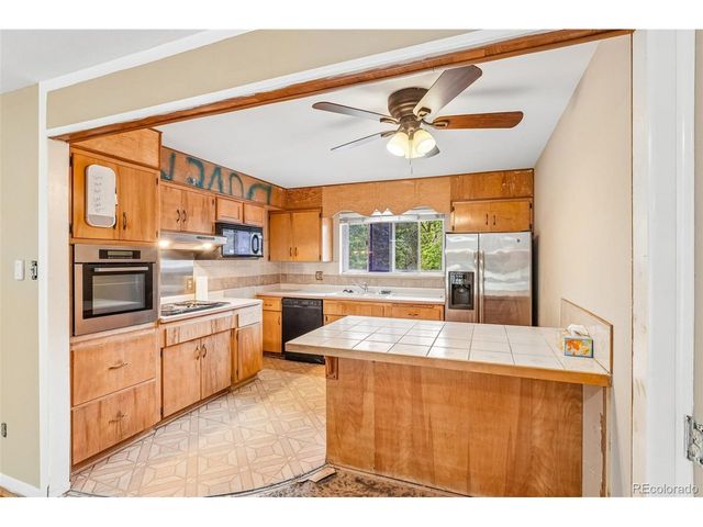 926 S Robb Way, Lakewood, CO 80226