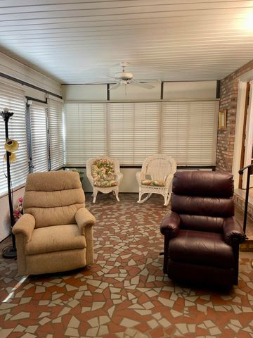 1114 Juniper Dr., Columbia, MS 39429