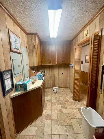 1114 Juniper Dr., Columbia, MS 39429