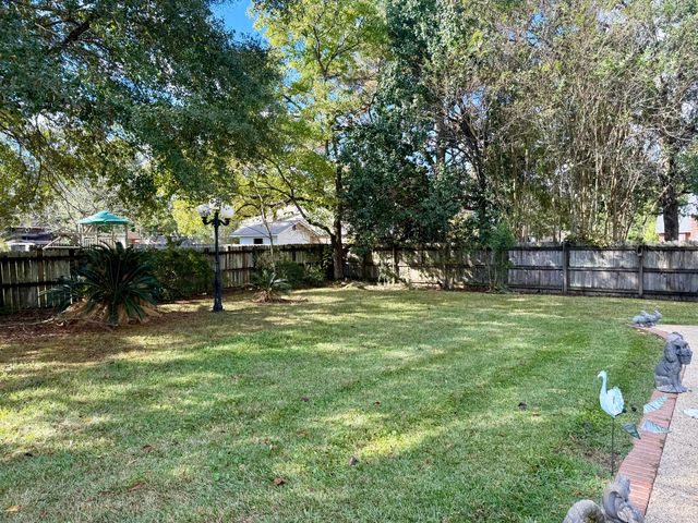 1114 Juniper Dr., Columbia, MS 39429