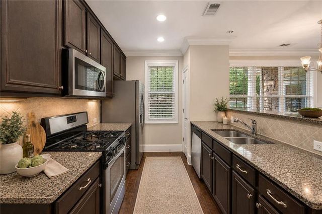 2300 Peachford Road 4002, Dunwoody, GA 30338