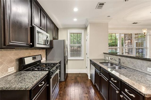 2300 Peachford Road 4002, Dunwoody, GA 30338