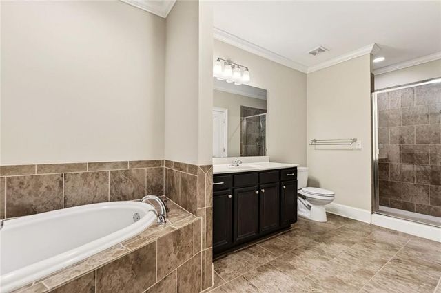 2300 Peachford Road 4002, Dunwoody, GA 30338