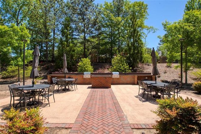 2300 Peachford Road 4002, Dunwoody, GA 30338