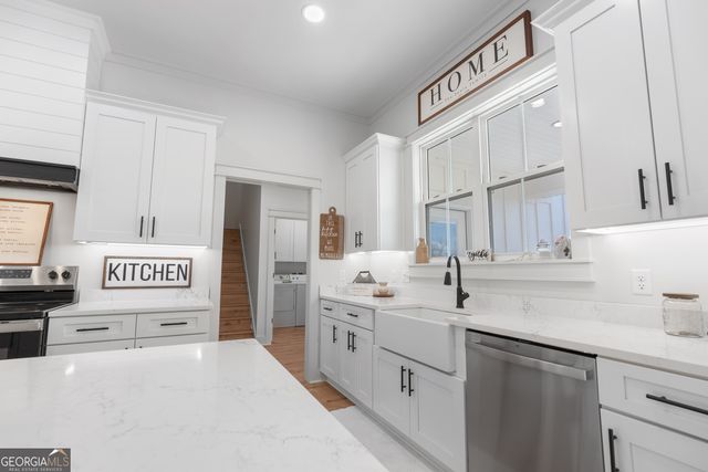 4005 Golfview Drive, Blackshear, GA 31516