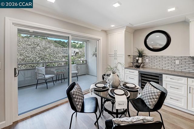 3410 TICE CREEK 4, Walnut Creek, CA 94595