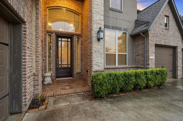 17322 Legend Creek Court, Tomball, TX 77375