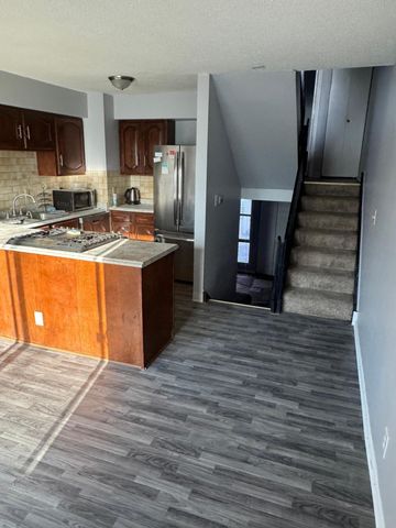 7830 Yates Avenue N, Brooklyn Park, MN 55443