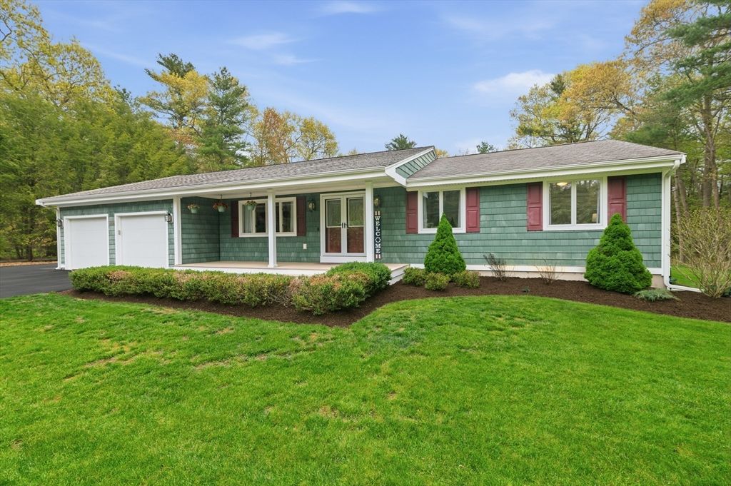 864 Locust St, Raynham, MA 02767