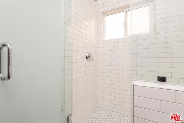 900 S Orange Grove Avenue 103, Los Angeles, CA 90036