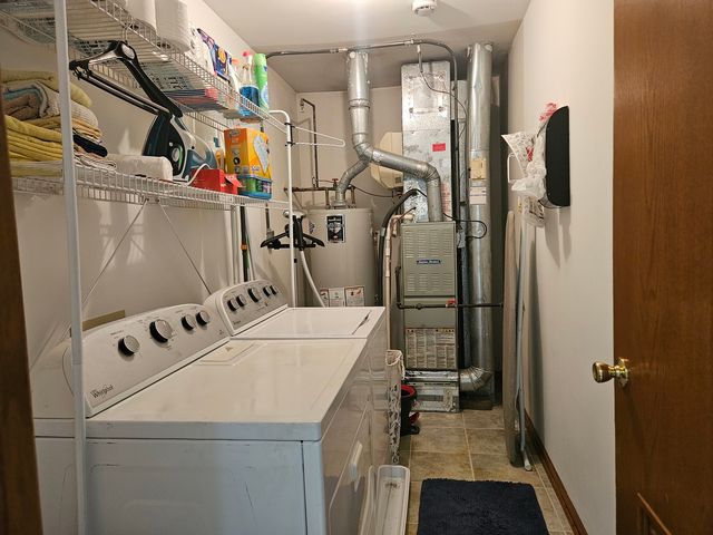 10956 S 76th Avenue, Palos Hills, IL 60465