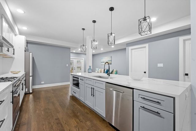 1531 Wenonah Avenue, Berwyn, IL 60402