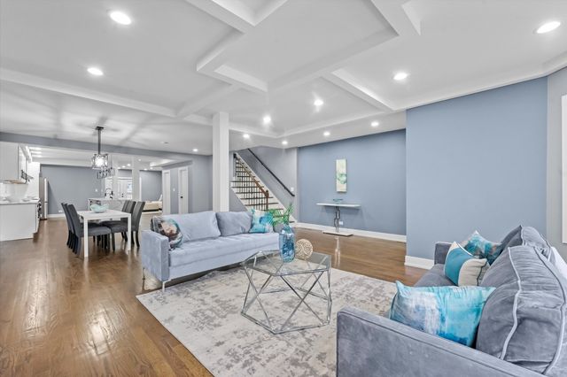 1531 Wenonah Avenue, Berwyn, IL 60402