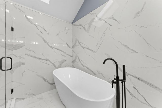 1531 Wenonah Avenue, Berwyn, IL 60402