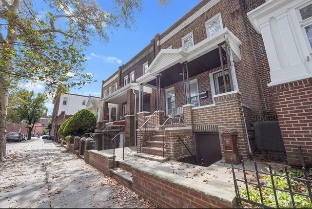 7152 68th Street 2R, Glendale, NY 11385