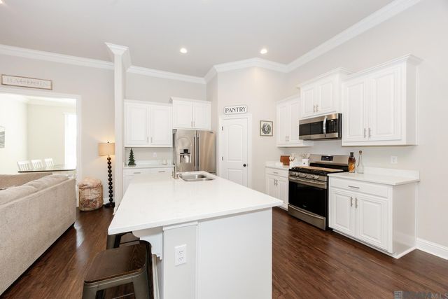 4822 Longwood Dr, Addis, LA 70710