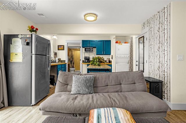 300 Spring Street, Palmer Lake, CO 80133