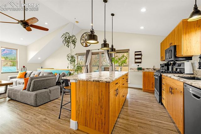 300 Spring Street, Palmer Lake, CO 80133