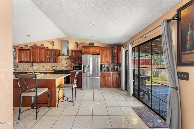 9615 E Avenue S12, Littlerock, CA 93543