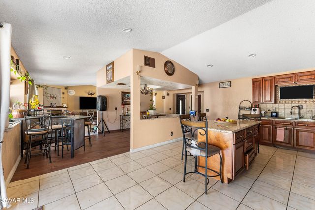 9615 E Avenue S12, Littlerock, CA 93543