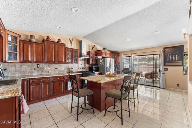 9615 E Avenue S12, Littlerock, CA 93543