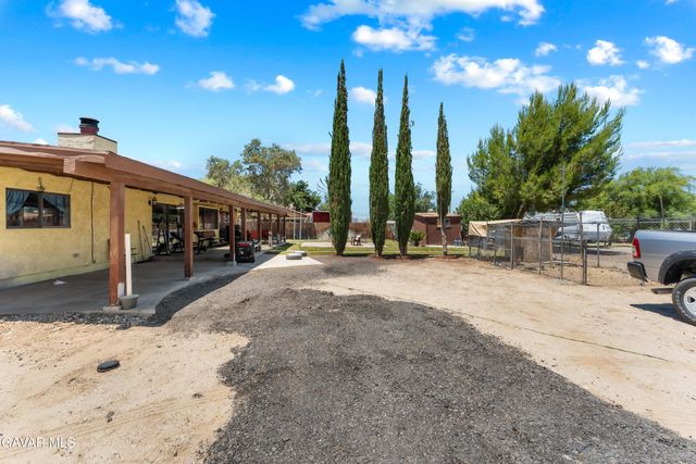 9615 E Avenue S12, Littlerock, CA 93543