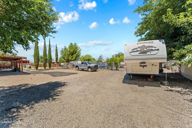 9615 E Avenue S12, Littlerock, CA 93543