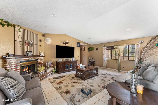 9615 E Avenue S12, Littlerock, CA 93543