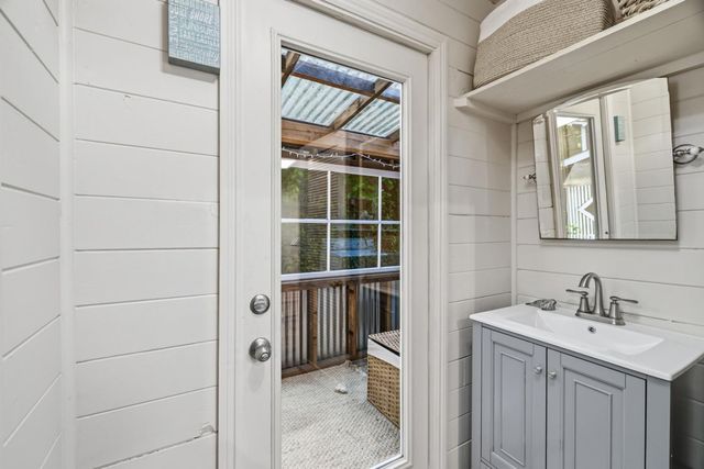 9429 E Zayante Road, Felton, CA 95018