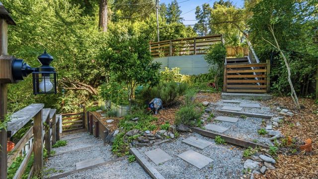 9429 E Zayante Road, Felton, CA 95018