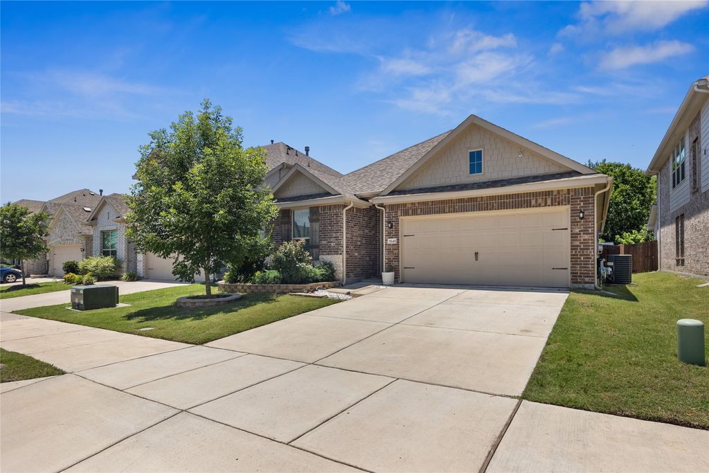 5649 Southern Fern Road, Garland, TX 75043